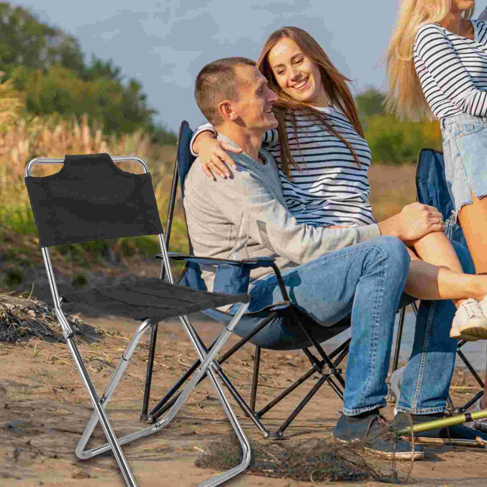 Chaise pliante de camping haute - LeCoinChaise mise en situation