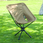 Chaise pliante pivotante HOORU pour le camping beige sur gazon- LeCoinChaise